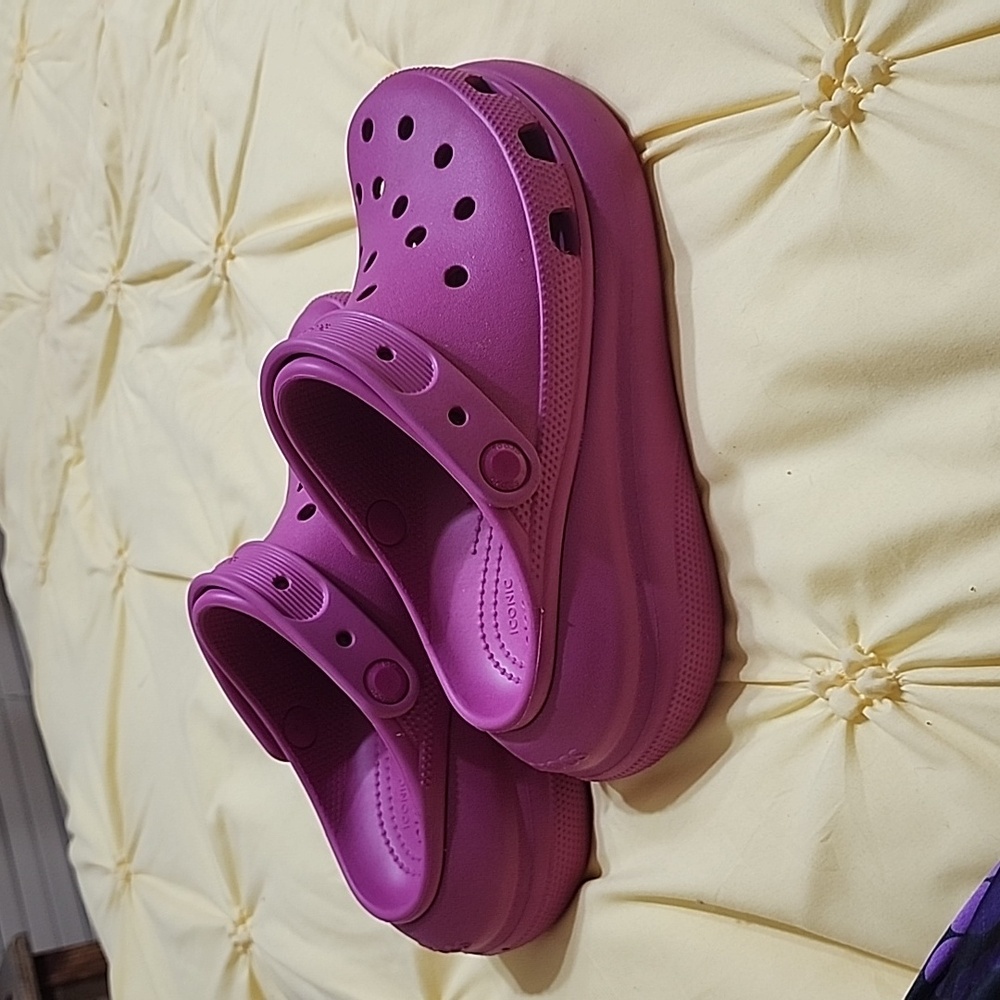 Croc new style iconic comfort